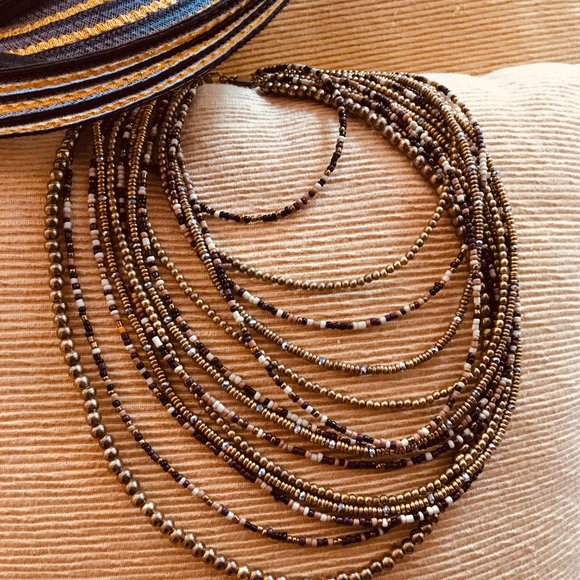 PRICE IS FIRM! VINTAGE 14-Strand Beaded Necklace - Picture 7 of 8
